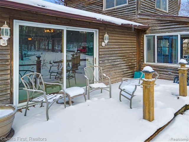 9985 Ford Road, Ypsilanti, MI 48198