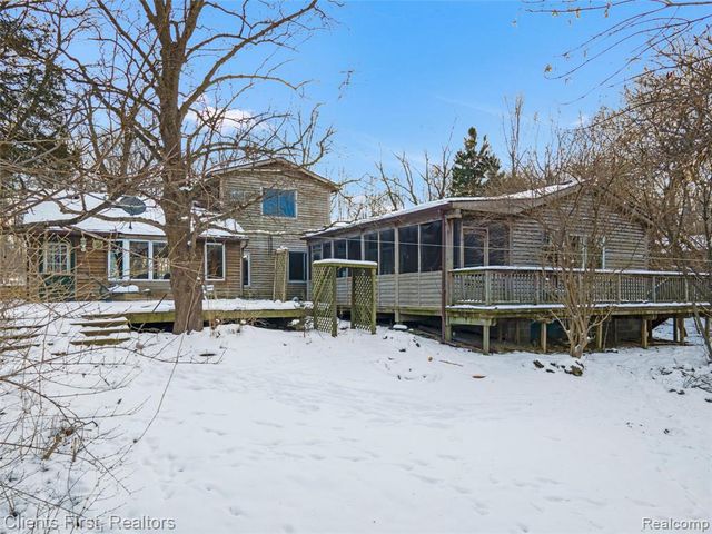 9985 Ford Road, Ypsilanti, MI 48198