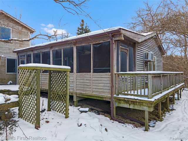 9985 Ford Road, Ypsilanti, MI 48198