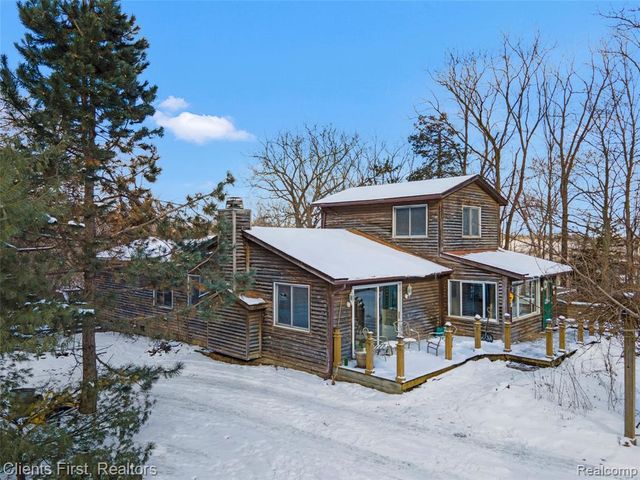 9985 Ford Road, Ypsilanti, MI 48198