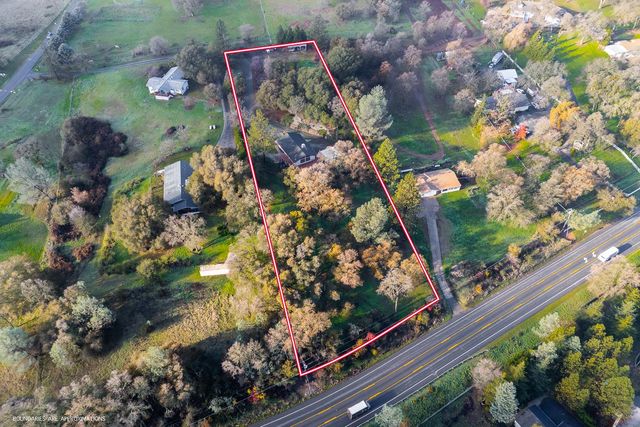 10988 Pleasant Valley Rd, Penn Valley, CA 95946