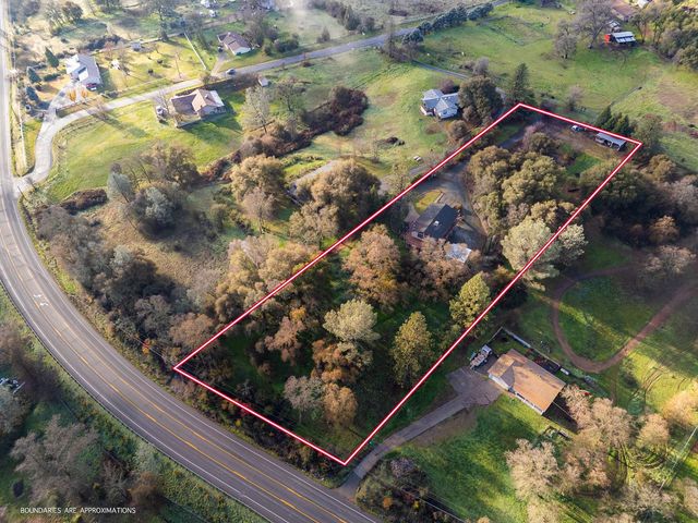 10988 Pleasant Valley Rd, Penn Valley, CA 95946