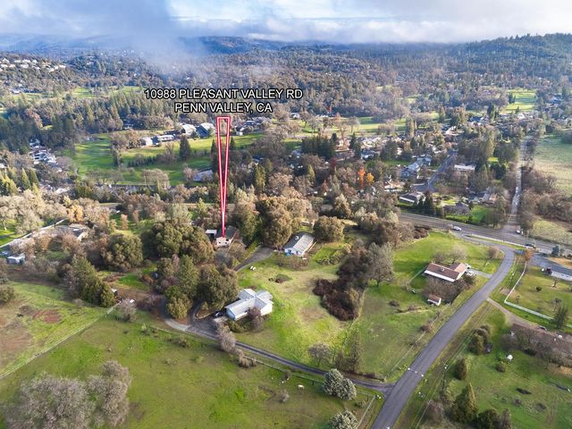 10988 Pleasant Valley Rd, Penn Valley, CA 95946