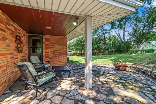 2918 Armour Terrace, Saint Anthony, MN 55418