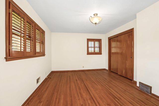 2918 Armour Terrace, Saint Anthony, MN 55418