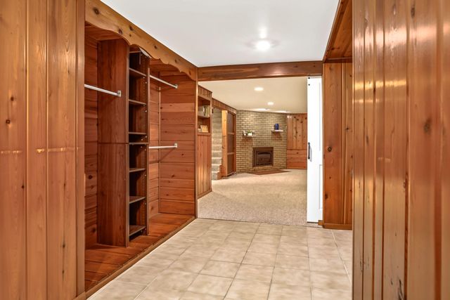 2918 Armour Terrace, Saint Anthony, MN 55418