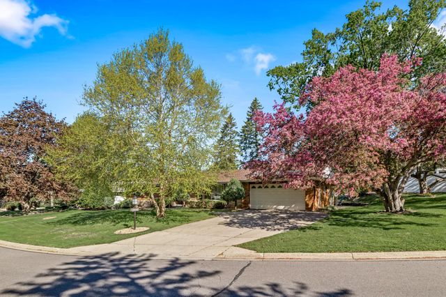 2918 Armour Terrace, Saint Anthony, MN 55418