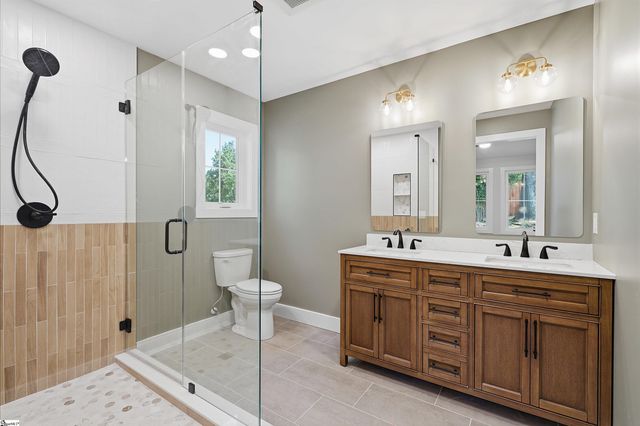 70 E Main Street, Inman, SC 29349