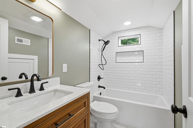 70 E Main Street, Inman, SC 29349