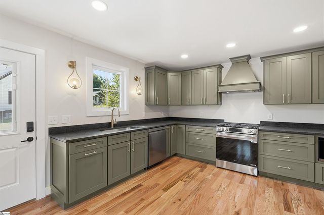 70 E Main Street, Inman, SC 29349