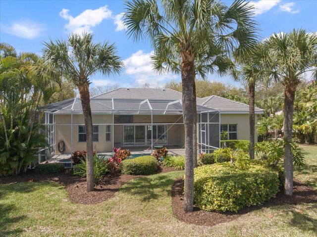 17 N CAYMAN ISLES BOULEVARD, Englewood, FL 34223