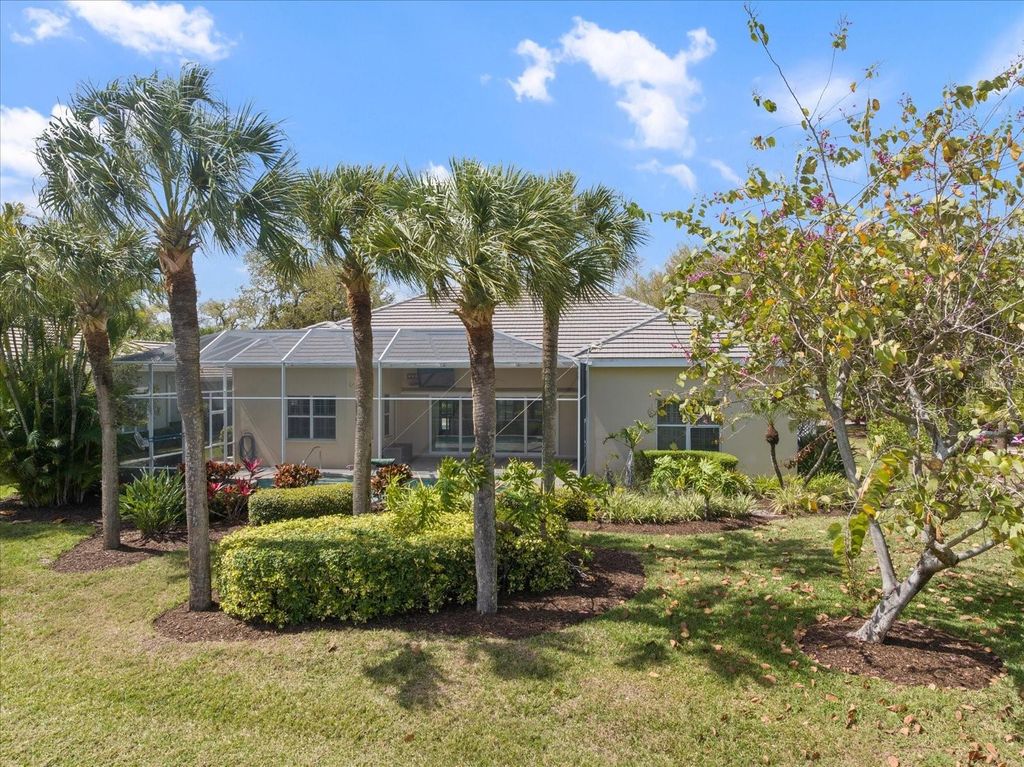 Image 56 of property listing at 17 N CAYMAN ISLES BOULEVARD, Englewood, FL 34223
