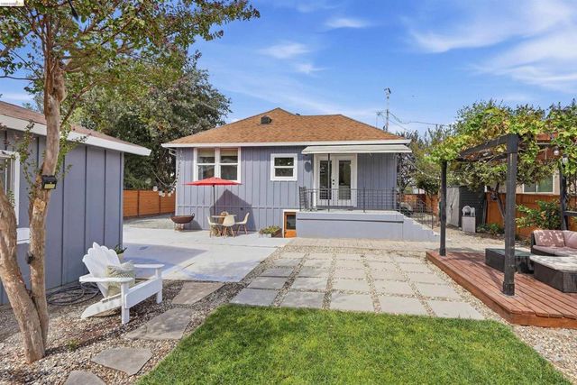 214 E Knoles Way, Stockton, CA 95204