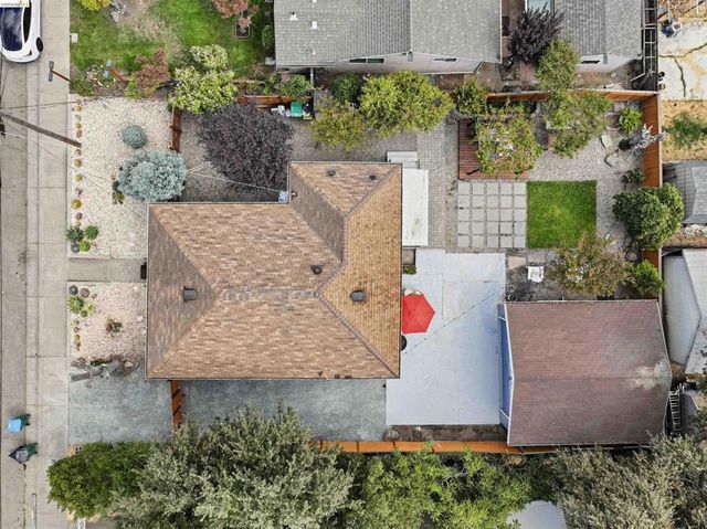 214 E Knoles Way, Stockton, CA 95204
