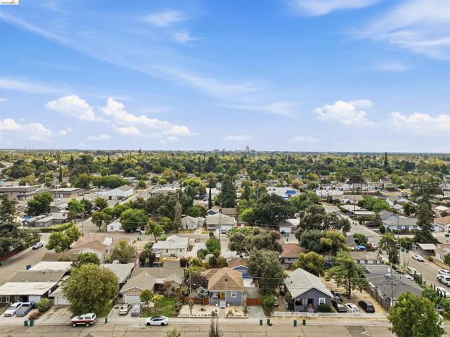 214 E Knoles Way, Stockton, CA 95204