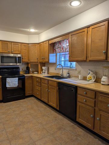 920 N Foch Street, Truth Or Consequences, NM 87901