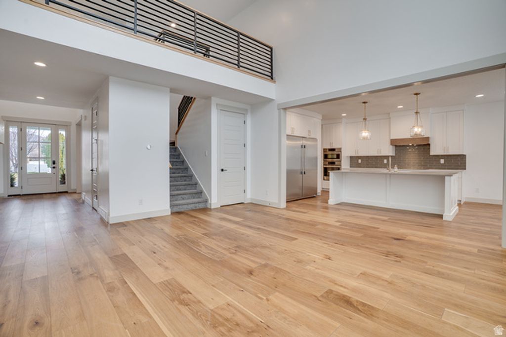 Image 13 of property listing at 432 E 2600 N, Lehi, UT 84043