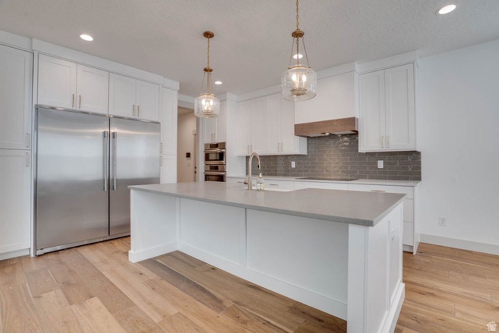 Image 18 of property listing at 432 E 2600 N, Lehi, UT 84043