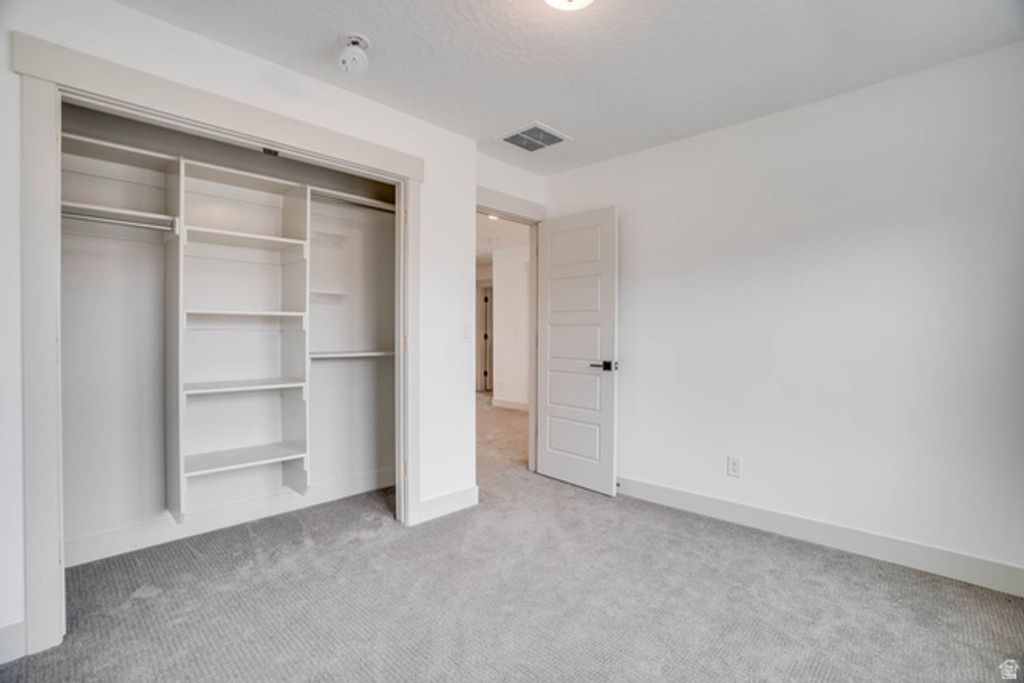 Image 37 of property listing at 432 E 2600 N, Lehi, UT 84043