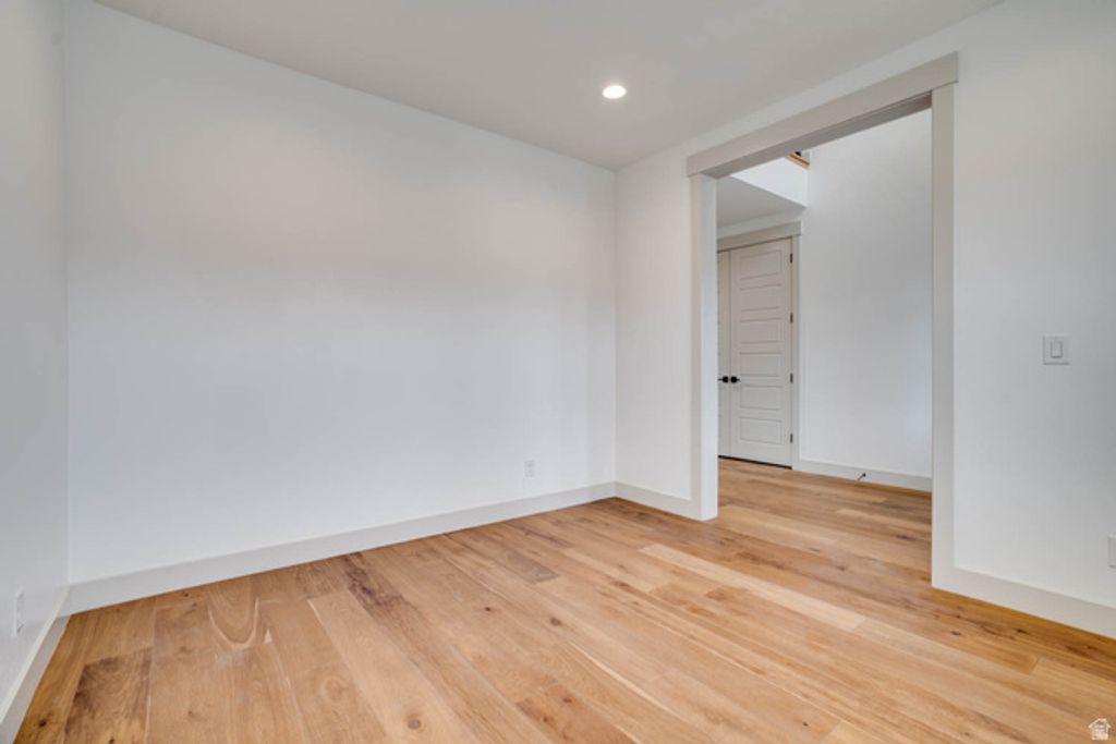 Image 9 of property listing at 432 E 2600 N, Lehi, UT 84043