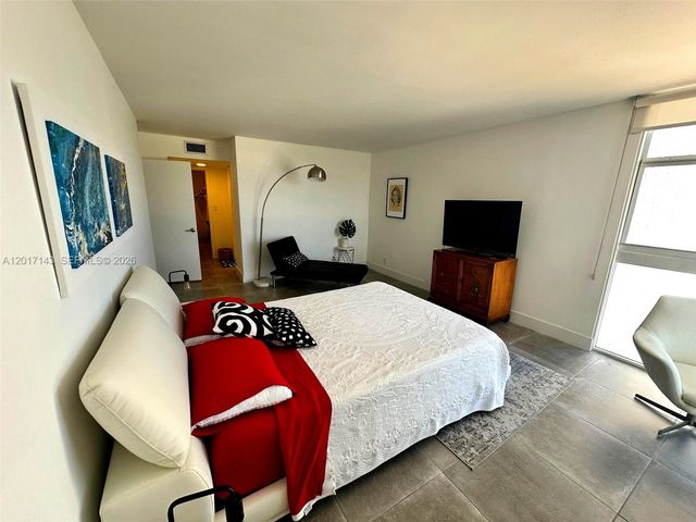 1370 S Ocean Blvd 902, Pompano Beach, FL 33062