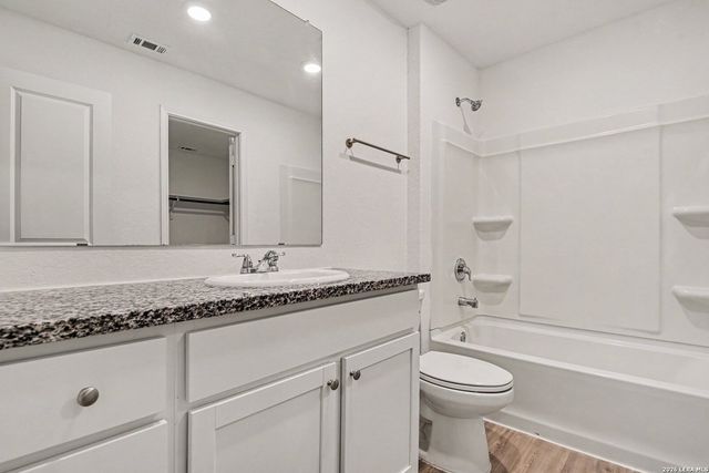 5431 Daphne Path, San Antonio, TX 78253