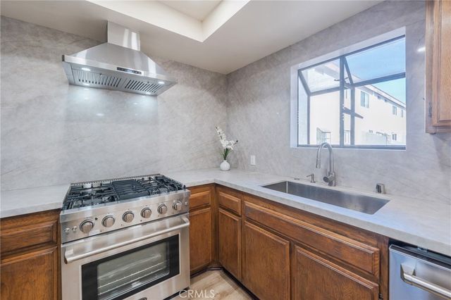 1149 Magnolia 16, Gardena, CA 90247
