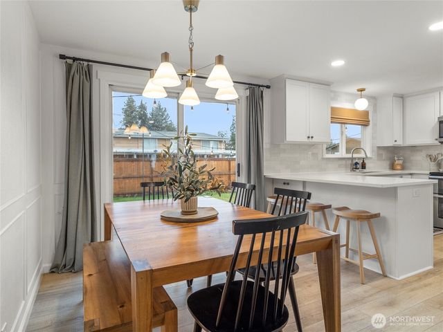 129 Christina Drive, Sumner, WA 98390
