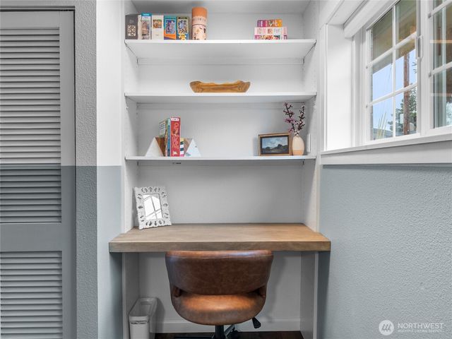 129 Christina Drive, Sumner, WA 98390