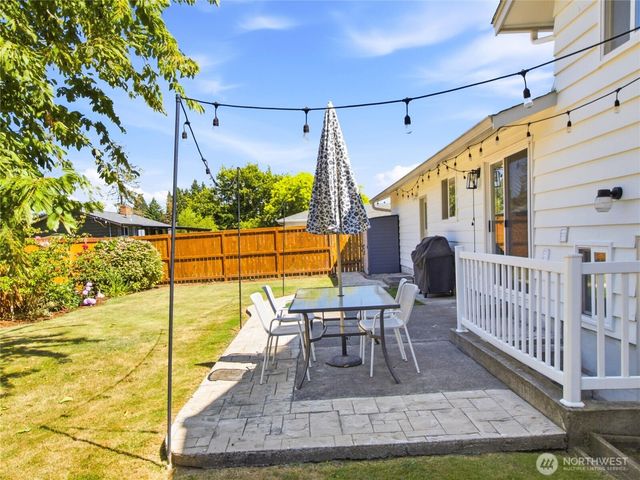 129 Christina Drive, Sumner, WA 98390