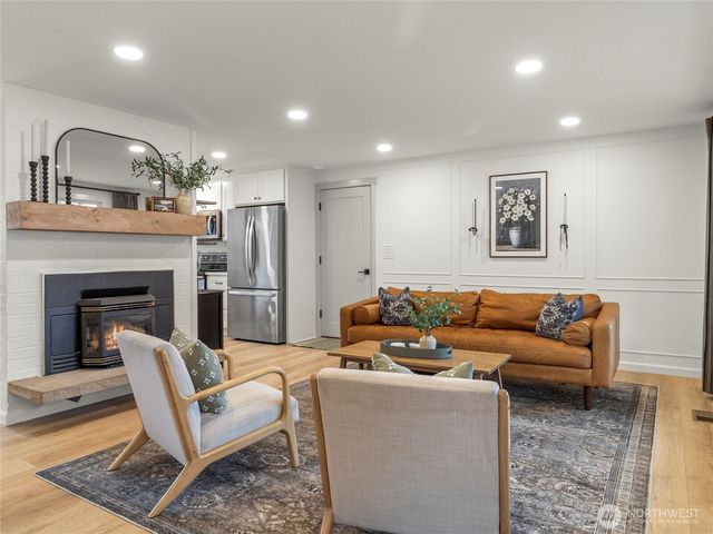 129 Christina Drive, Sumner, WA 98390