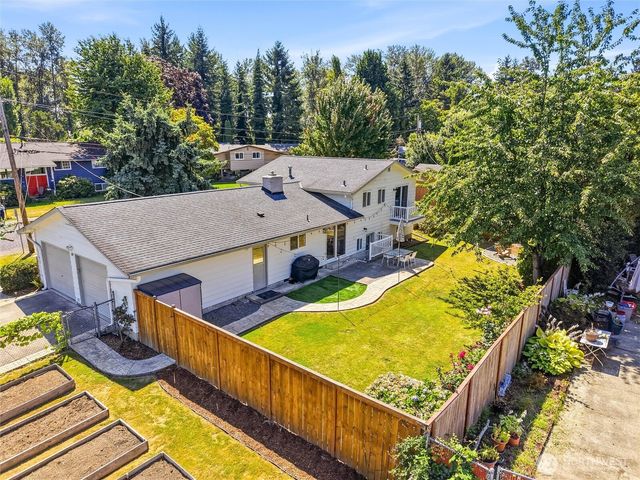 129 Christina Drive, Sumner, WA 98390