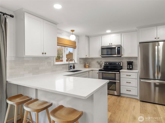 129 Christina Drive, Sumner, WA 98390
