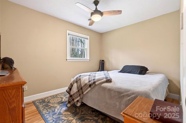 45 Due West Road, Hendersonville, NC 28792