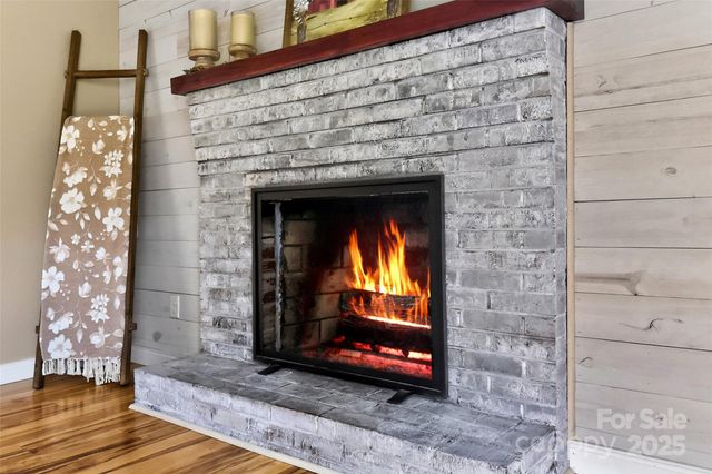 45 Due West Road, Hendersonville, NC 28792