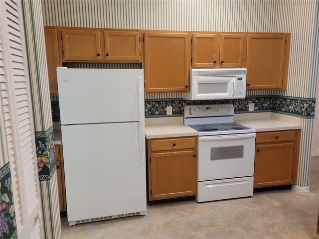 6087 KITTIWAKE DRIVE, Lakeland, FL 33809