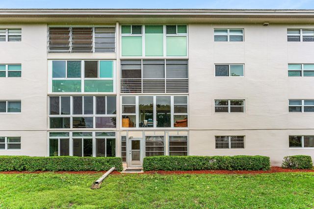 3301 Aruba Way C1, Coconut Creek, FL 33066