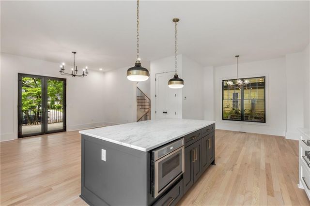 628 Robinson SE Avenue B, Atlanta, GA 30312