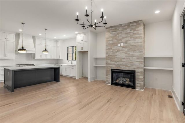 628 Robinson SE Avenue B, Atlanta, GA 30312