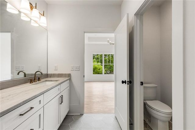 628 Robinson SE Avenue B, Atlanta, GA 30312