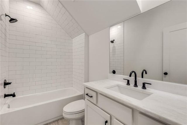 628 Robinson SE Avenue B, Atlanta, GA 30312