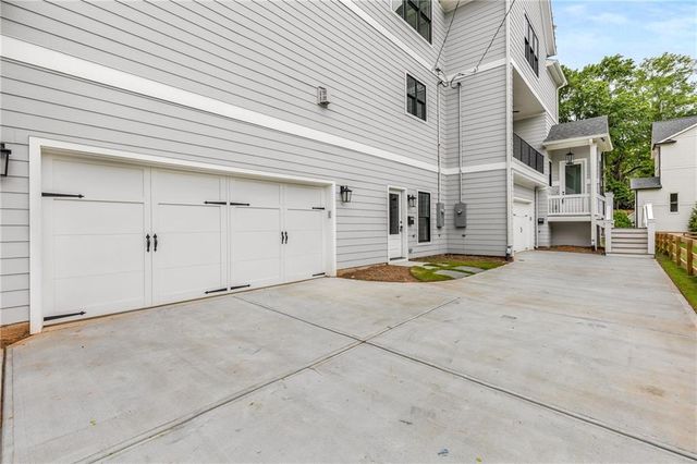 628 Robinson SE Avenue B, Atlanta, GA 30312