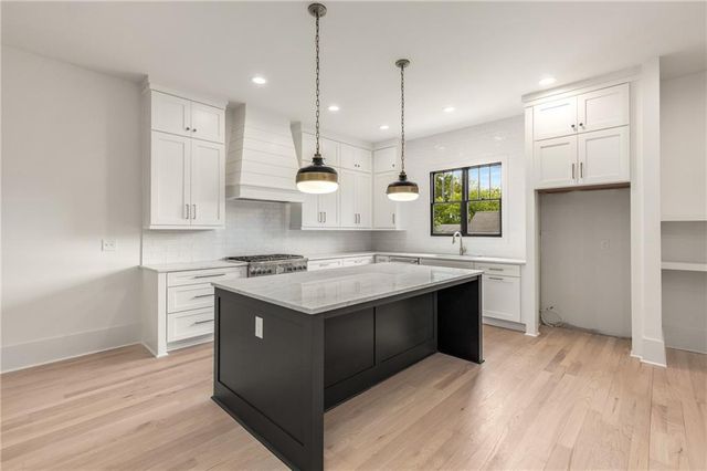 628 Robinson SE Avenue B, Atlanta, GA 30312