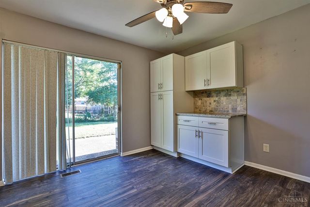 918 Glasgow Drive, Forest Park, OH 45240