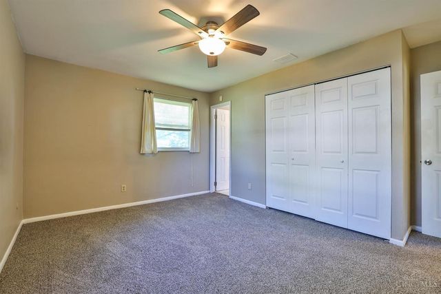 918 Glasgow Drive, Forest Park, OH 45240