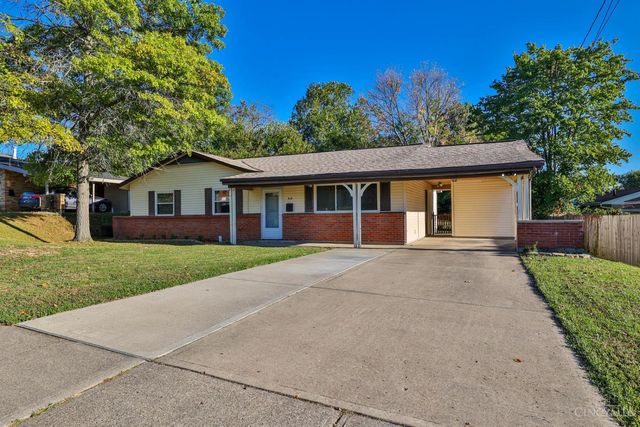 918 Glasgow Drive, Forest Park, OH 45240