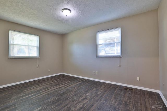 918 Glasgow Drive, Forest Park, OH 45240