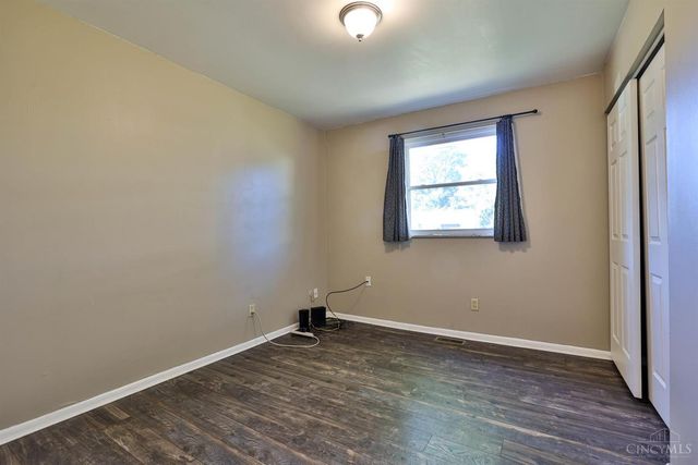 918 Glasgow Drive, Forest Park, OH 45240