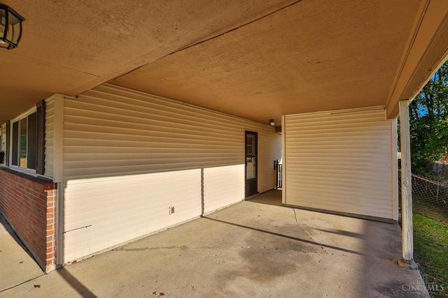 918 Glasgow Drive, Forest Park, OH 45240