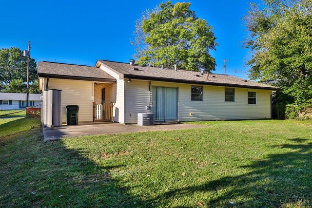 918 Glasgow Drive, Forest Park, OH 45240